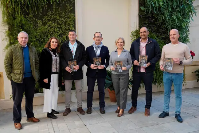 Presentaci&oacute;n del libro en la Diputaci&oacute;n.