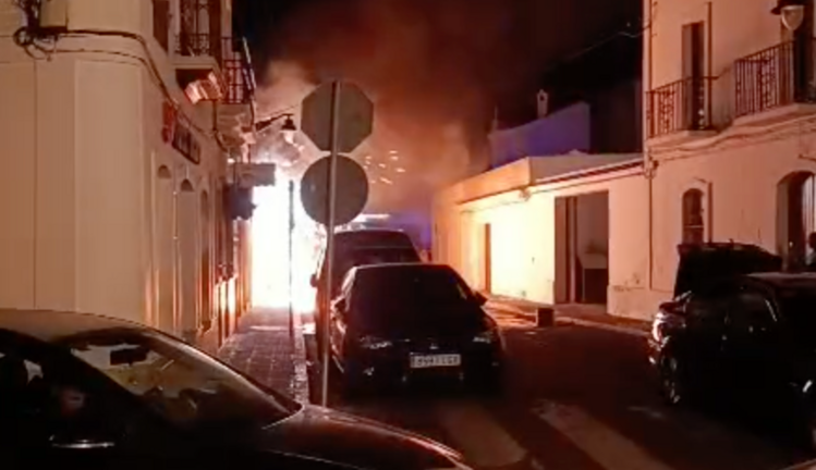 Quema contenedores en Cartaya.