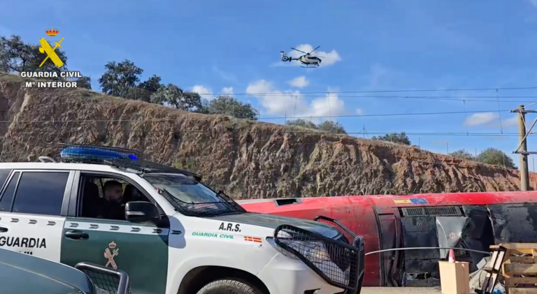 Im&aacute;genes del siniestro en Adamuz.