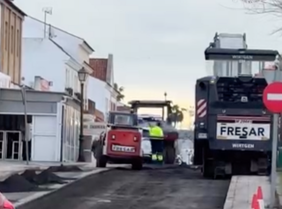 Plan de asfaltado en Palos de la Frontera.