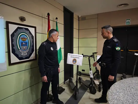 Lepe lanza una campa&ntilde;a para controlar el uso de patinetes el&eacute;ctricos y reforzar la seguridad vial