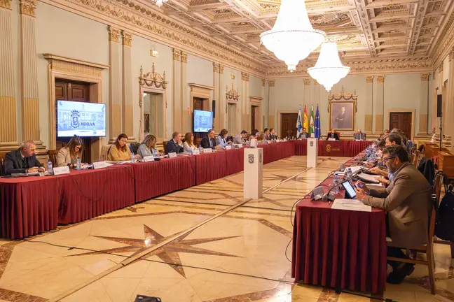 Pleno del Ayuntamiento de Huelva.