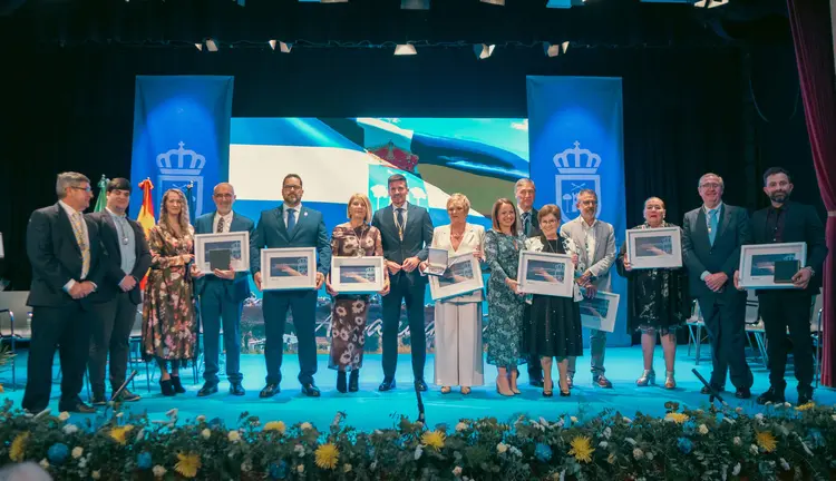 Gala D&iacute;a Municipio Aljaraque (20)