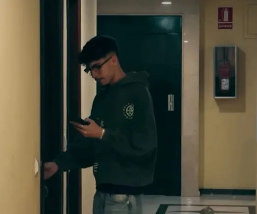 Fotograma del vídeo promocional