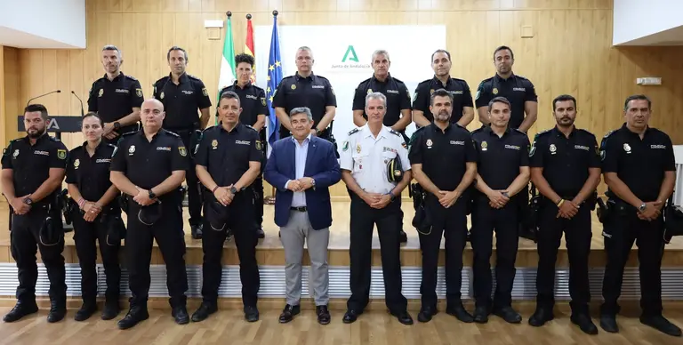 Agentes de la Polic&iacute;a Adscrita.