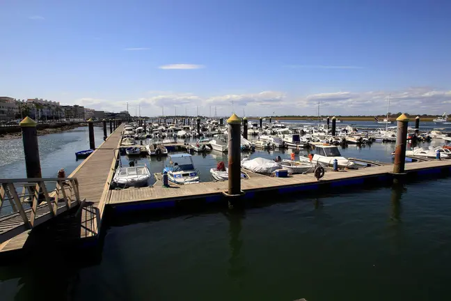 Puerto de Punta Umbr&iacute;a