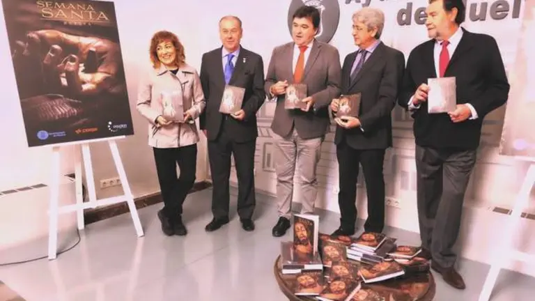 Presentaci&oacute;n de la nueva Gu&iacute;a de la Semana Santa. / Ayto. Huelva