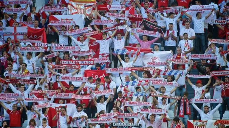 General view showing Sevilla fans pictured ahead of the UEFA Europa League match at Juventus Stadium, Turin
Picture by Ian Wadkins/Focus Images Ltd +44 7877 568959
14/05/2014