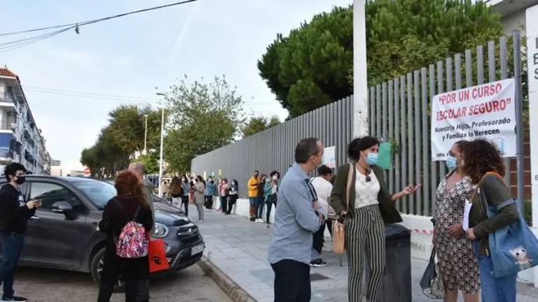 Protestas en el IES Sal tés de Punta Umbría.