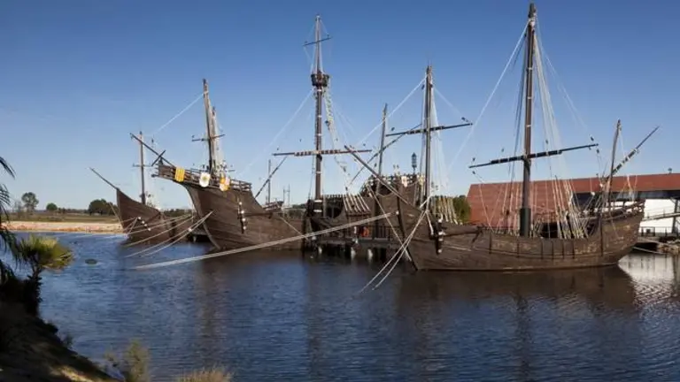 XCF, LUGARES COLOMBINOS, MUELLE CARABELAS, HUELVA