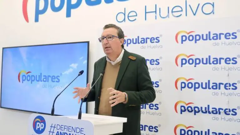 Manuel Andrés González en una rueda de prensa