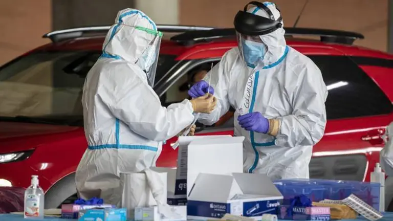 La vacunaci&oacute;n logra arrinconar al Covid