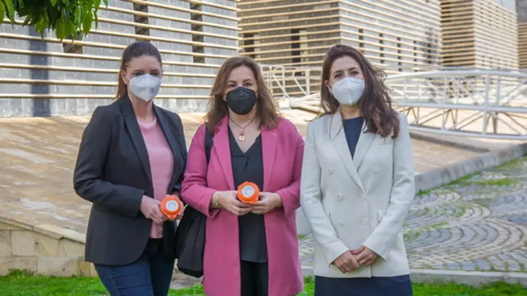 Natividd Moya, Isabel Castilla e Isabel Butrón