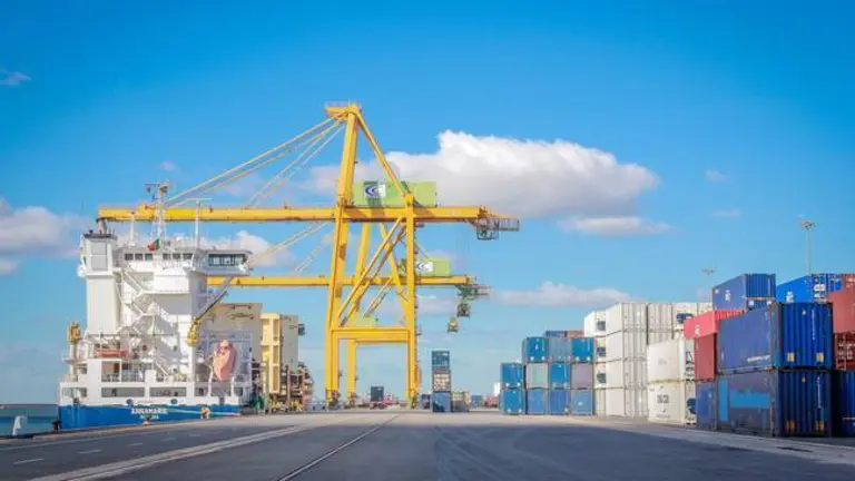 Zona de carga del Puerto de Huelva