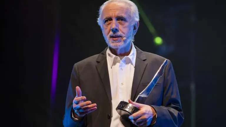 HUELVA, 19/11/21 HUELVA - ACTO CLAUSURA . PREMIO CIUDAD DE HUELVA , FERNANDO TRUEBA 47 EDICION FESTIVAL DE HUELVA CINE IBEROAMERICANO .
Foto: ALBERTO DIAZ / FESTIVAL DE HUELVA CINE IBEROAMERICANO