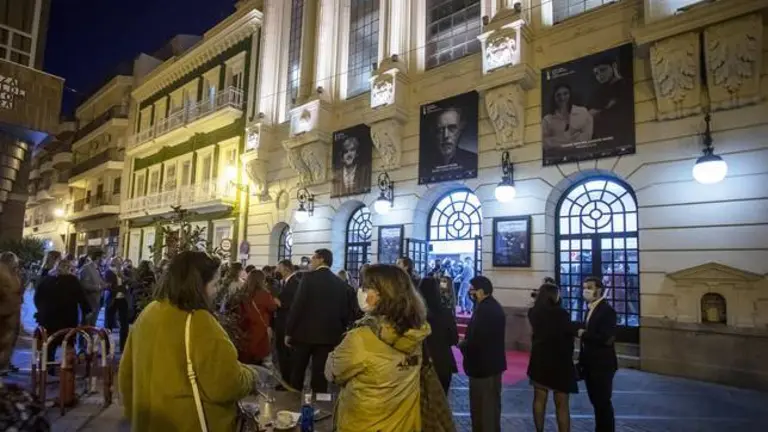Portada del Gran Teatro de Huelva
