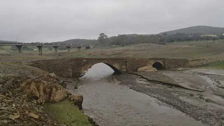 2cb745a9-c6db-48b1-abaa-ccb80871406d