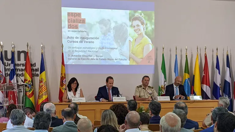 Acto inaugural de los cursos de la UNIA