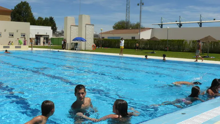La piscina, uno de los mejores planes para refrescarse