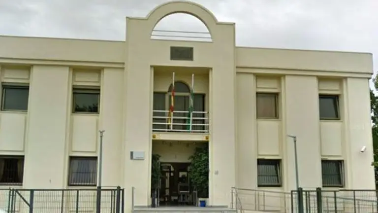 F8051E05-EDD6-41D7-991B-A60C05DC85AD