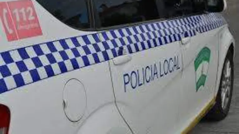 Polic&iacute;a Local de Punta.