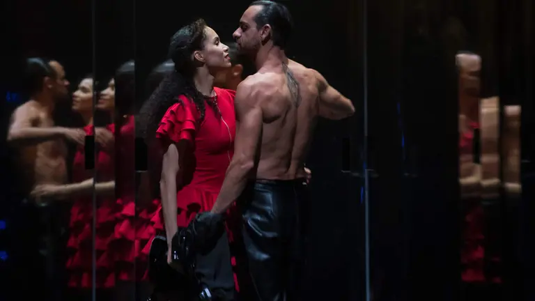 Bailarines Kayoko Everhart e Isaac Montllor ( Autor Jesús Vallinas)