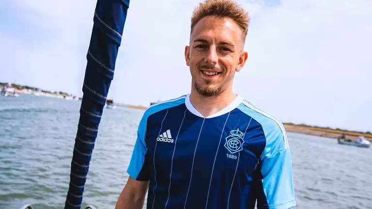 Víctor Morillo ha comenzado su singladura en el Recre.