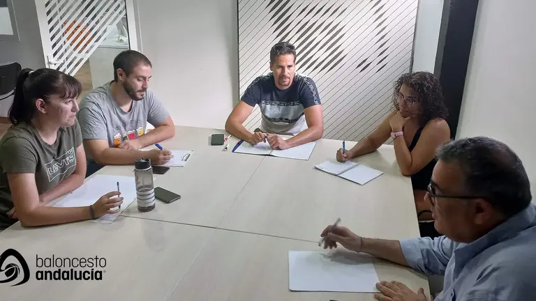 El nuevo equipo atbitral de FAB Huelva.