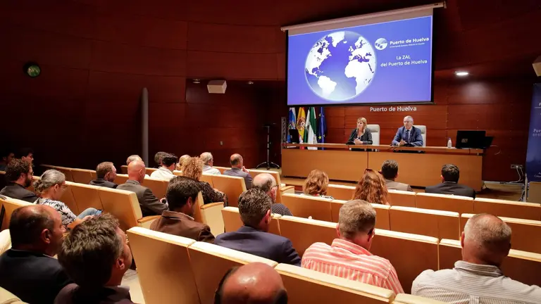 Presentación de la ZAL en el Puerto de Huelva.