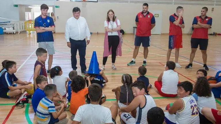 D9A47DB2-4593-4323-9B96-561208E162B1