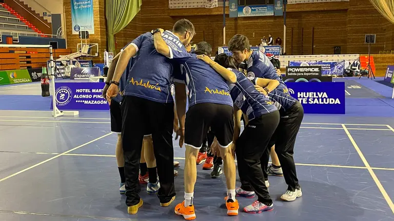 El IES La Orden ya sabe su camino al octavo título liguero.