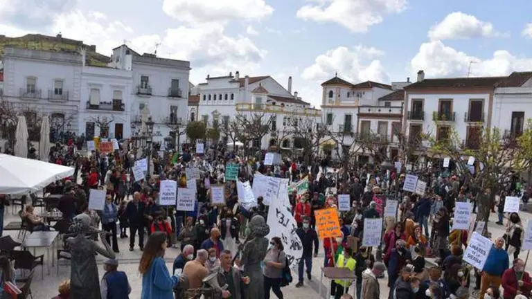 Protestas en Aracena en marzo de 2022 por la falta de agua.