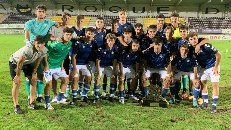 El Betis Deportivo se llevó el Trofeo San Roque.