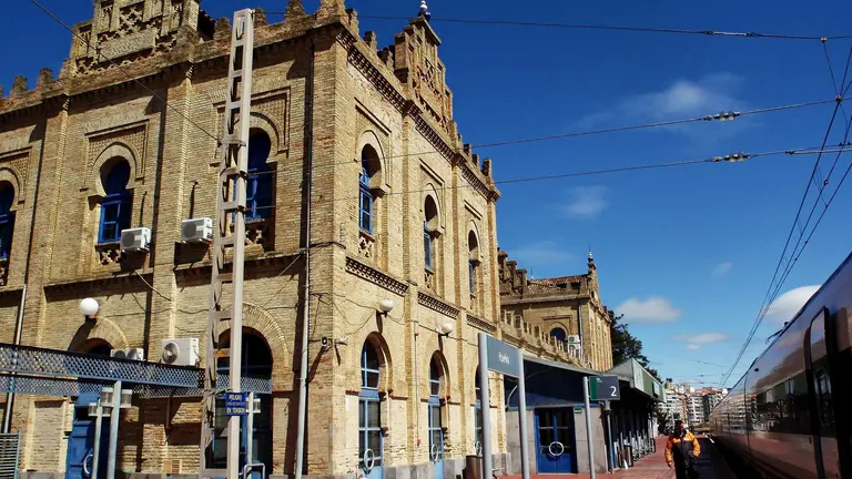 Imagen de la parte posterior de la estación por la que embarcaban los pasajeros