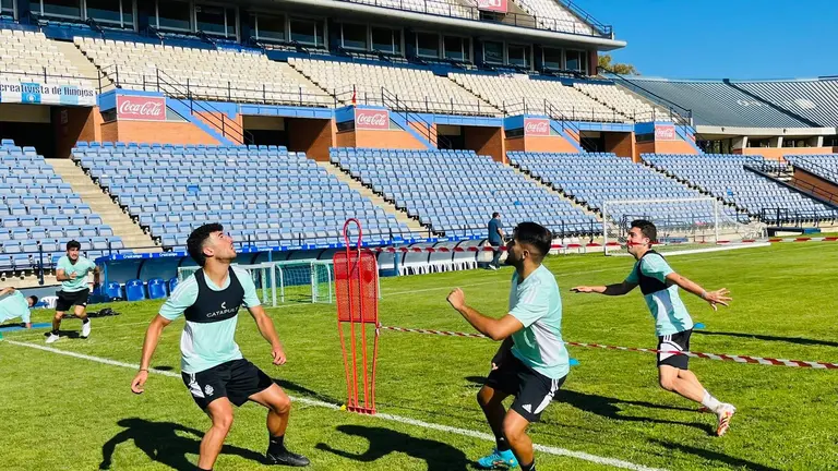 El Recre ejercitándose en el Nuevo Colombino.