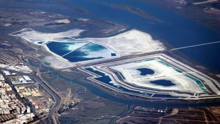 Vista aérea de los fosfoyesos de Huelva.