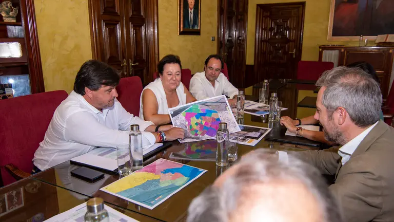 Reunión Empresa de Limpieza en Huelva.