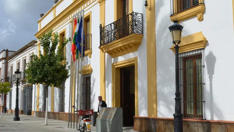 Ayuntamiento fallada exterior
