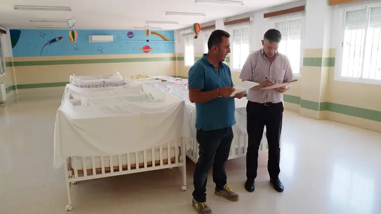 Visita a los centros educativos por parte del alcalde Carmelo Romero