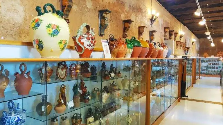 5320BA32-7D15-42BD-853D-5547B329DCFB