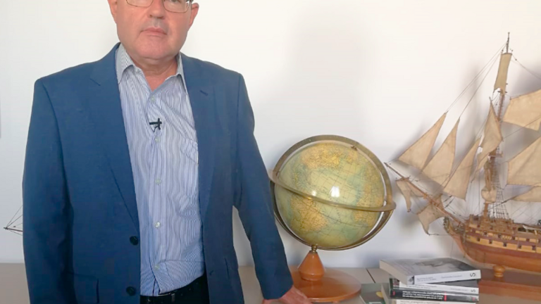 E5CB2C22-5F37-4D70-8AAD-B84374594EF5