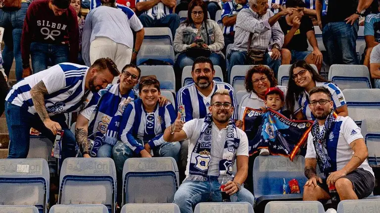 Aficionaos el Recreativo.