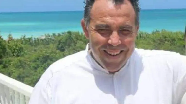 504C33EB-83D4-406F-B6D5-22EB9061AA12