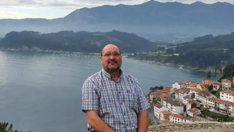 E8F8F3F7-7AD9-4897-8E3C-F02771A99AE2