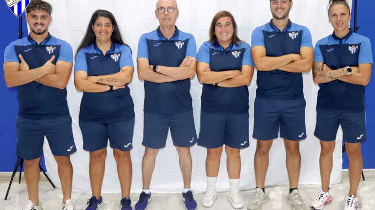 Antonio Toledo y sus auxiliares en el Sporting.