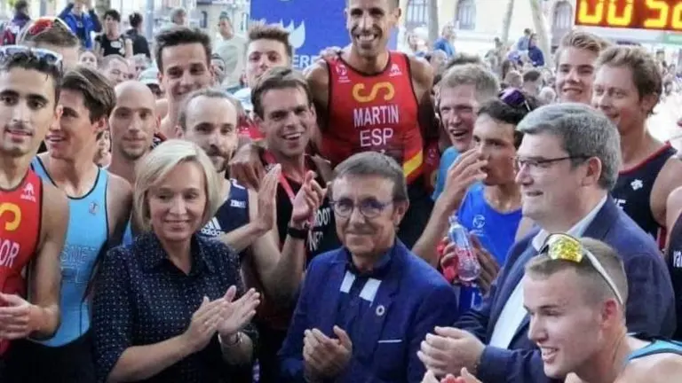 Un sonriente Emilio Martín tras correr en Bilbao.