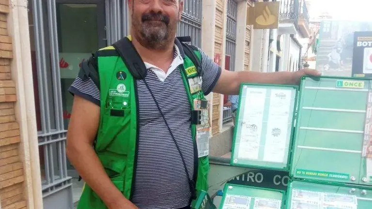 B07A9F49-6576-4B55-ADF0-BE38507CE56C