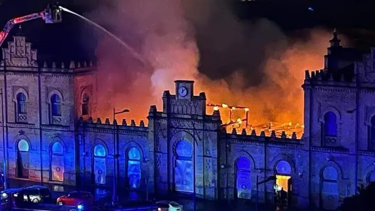Incendio de la estación en agosto.