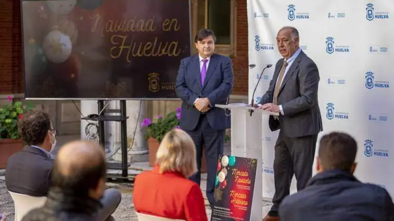Presentaci&oacute;n del programa de Navidad 2021, junto a los comerciantes