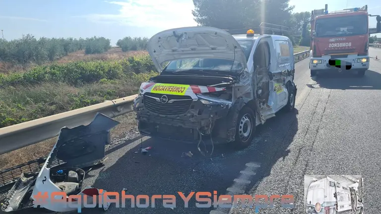 Imagen del veh&iacute;culo accidentado.